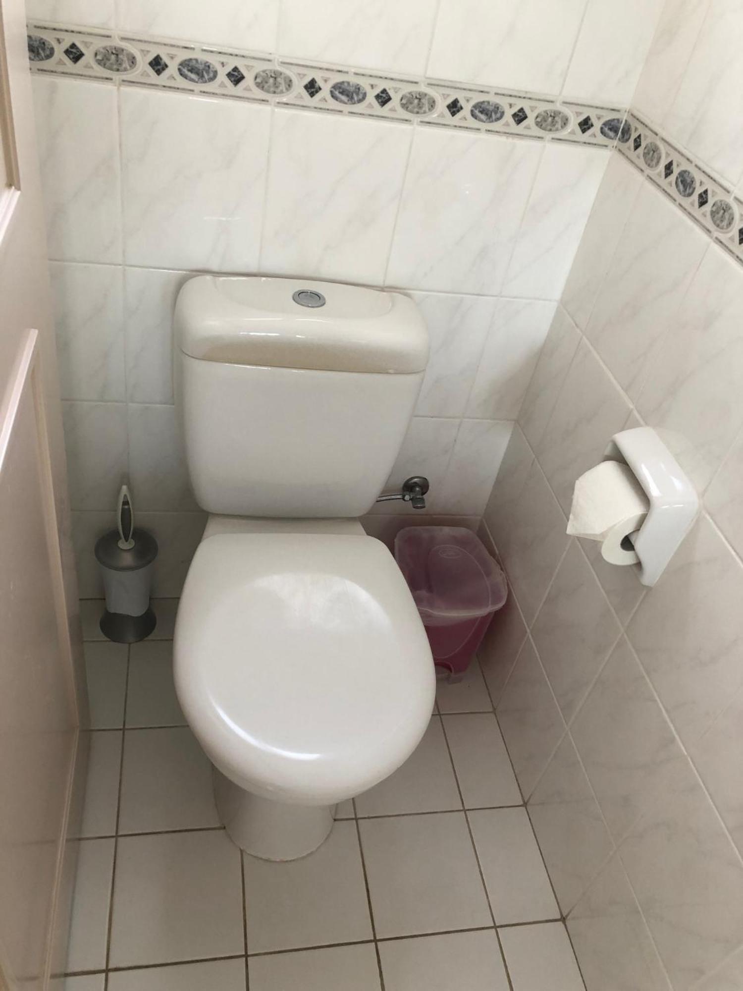 Regina Gardens - Spacious 3 Bed, 2 Bath Maisonette Paphos Buitenkant foto