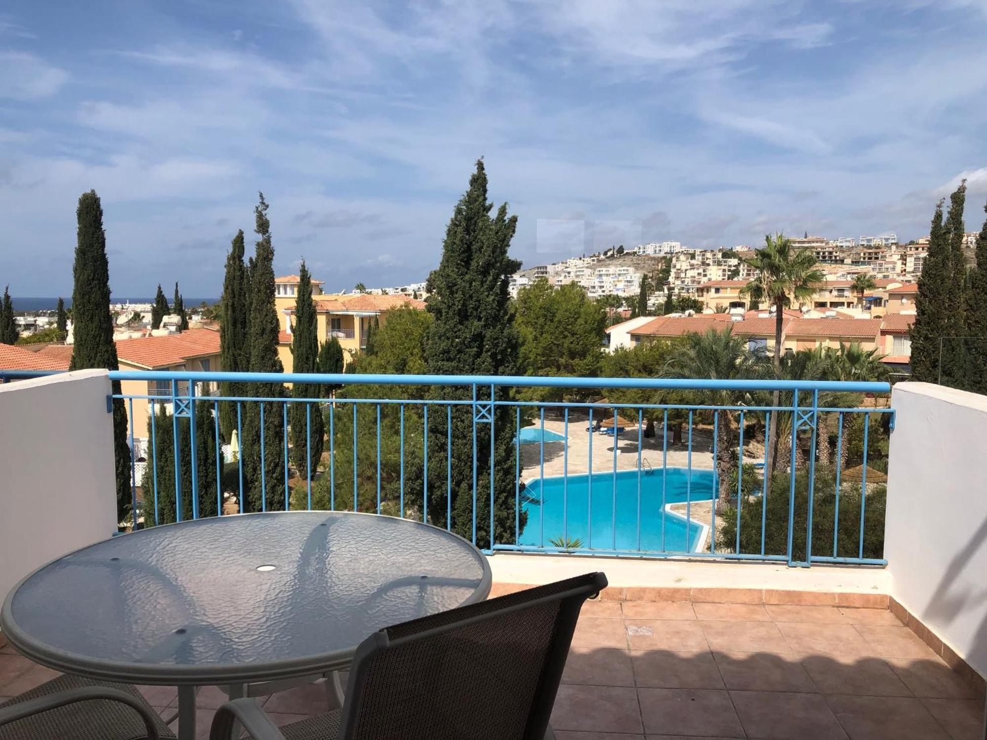 Regina Gardens - Spacious 3 Bed, 2 Bath Maisonette Paphos Buitenkant foto